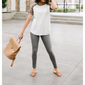 NEW JODIFL live a little raglan top in ivory